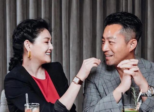 ！小玥儿打扮遭吐槽路人曝真正相处细节PG麻将胡了汪小菲一家四口香港游玩(图2)